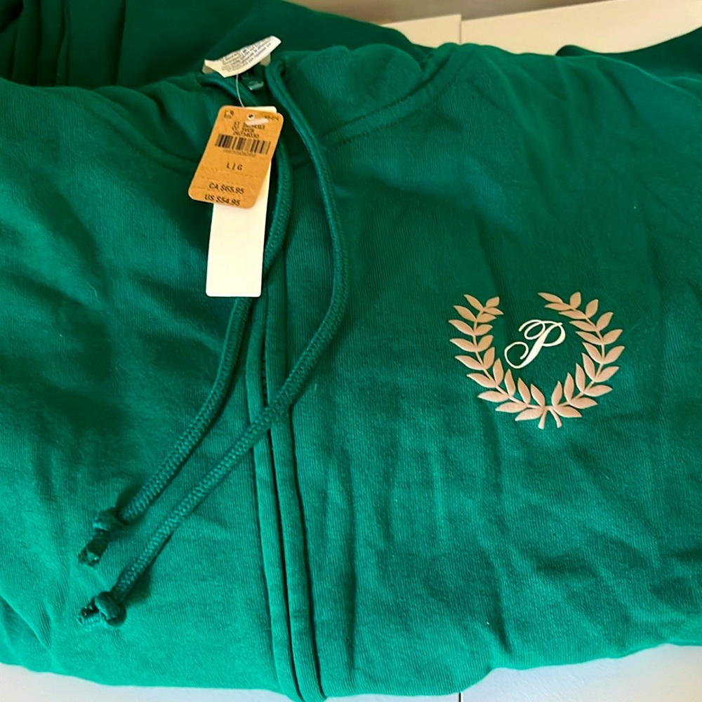 Size large pink brand sweatshirt. Brand new with tags.